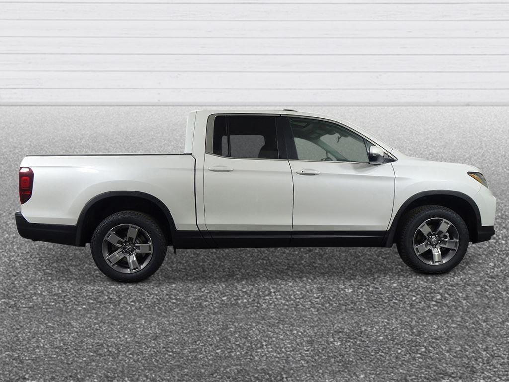 new 2026 Honda Ridgeline car, priced at $43,985