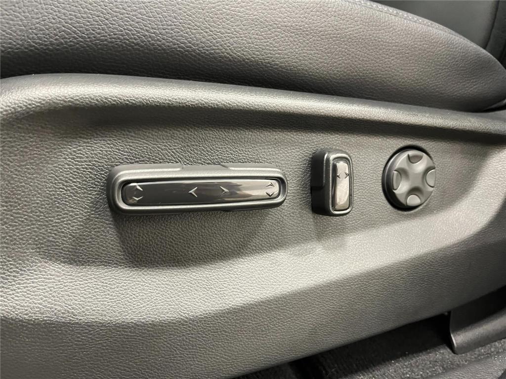 new 2026 Honda Odyssey car, priced at $43,404