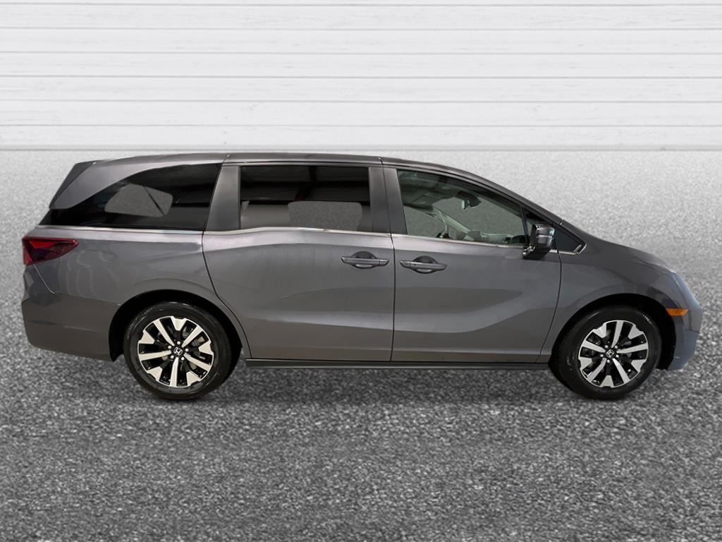 new 2026 Honda Odyssey car, priced at $43,404