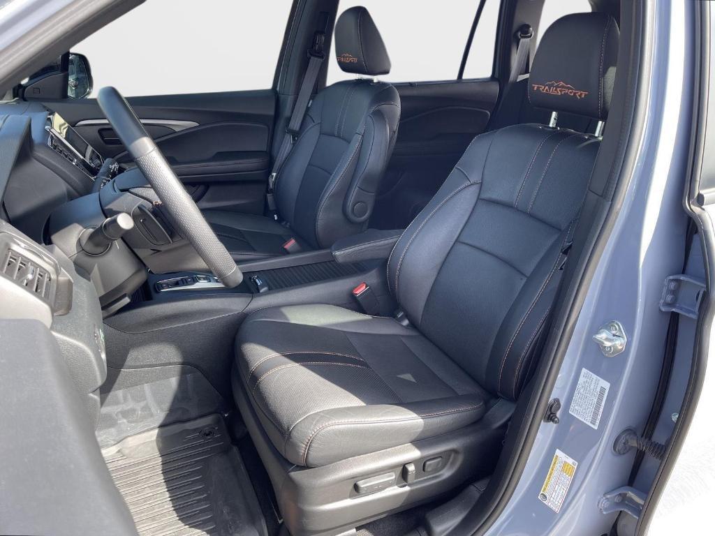 used 2022 Honda Passport car, priced at $33,653