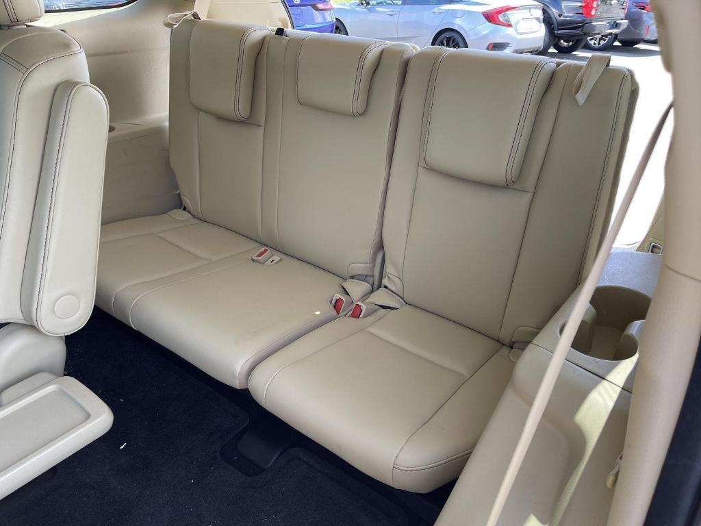 used 2018 Toyota Highlander car, priced at $26,365
