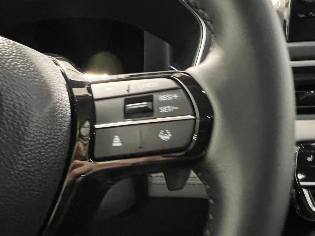 new 2025 Honda Pilot car, priced at $44,740