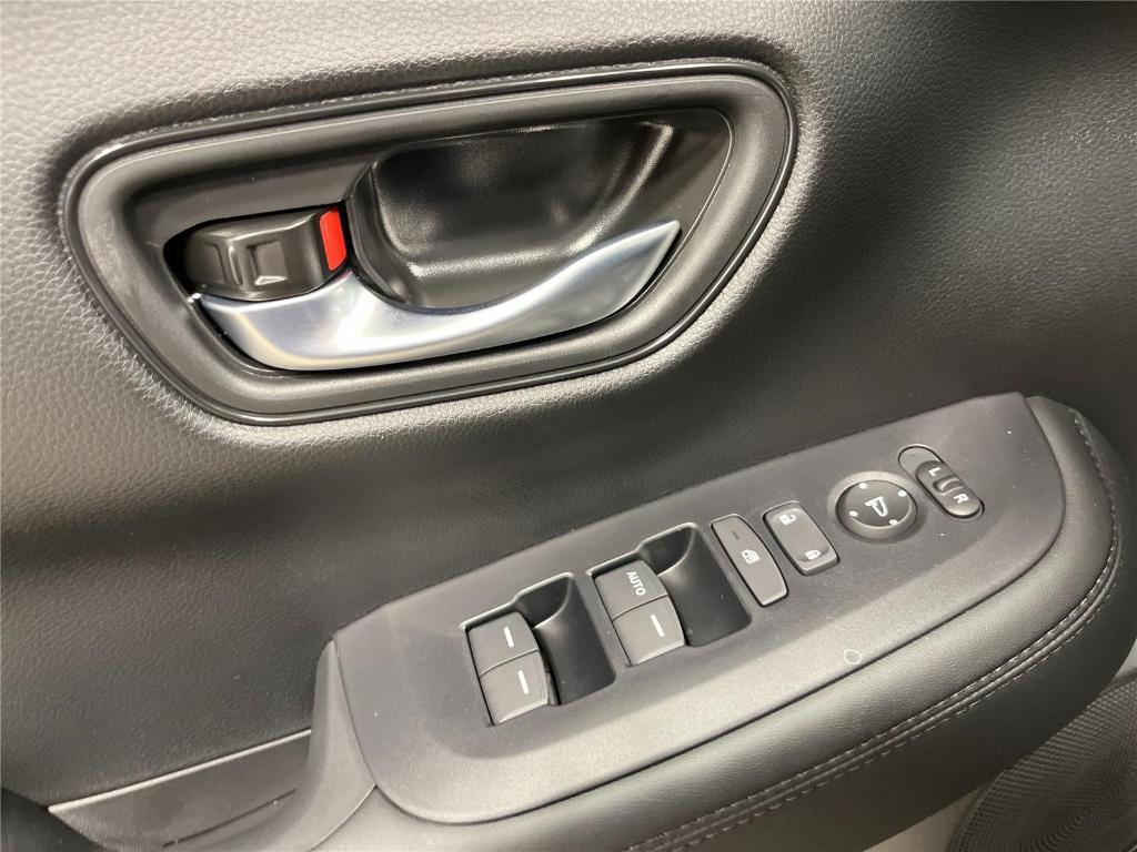 new 2026 Honda HR-V car, priced at $28,276