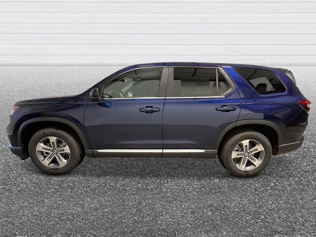 new 2025 Honda Pilot car, priced at $44,740