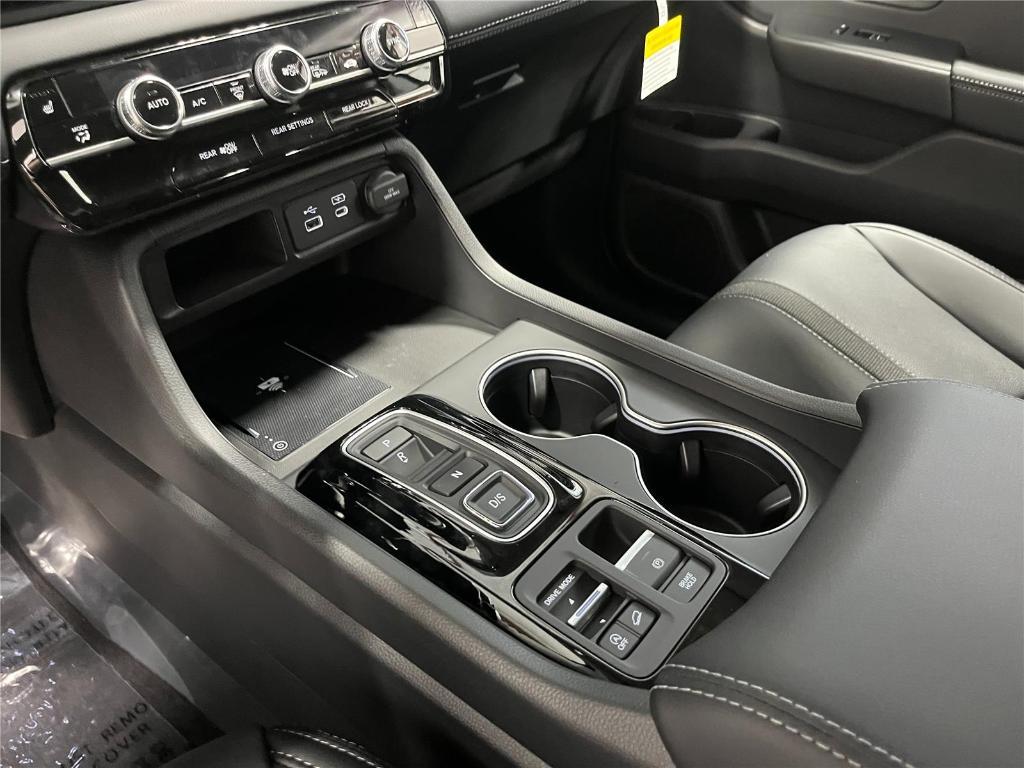 new 2025 Honda Pilot car, priced at $52,381