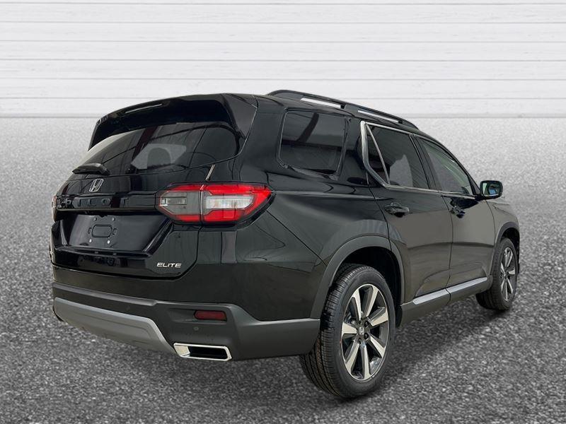 new 2025 Honda Pilot car, priced at $51,846