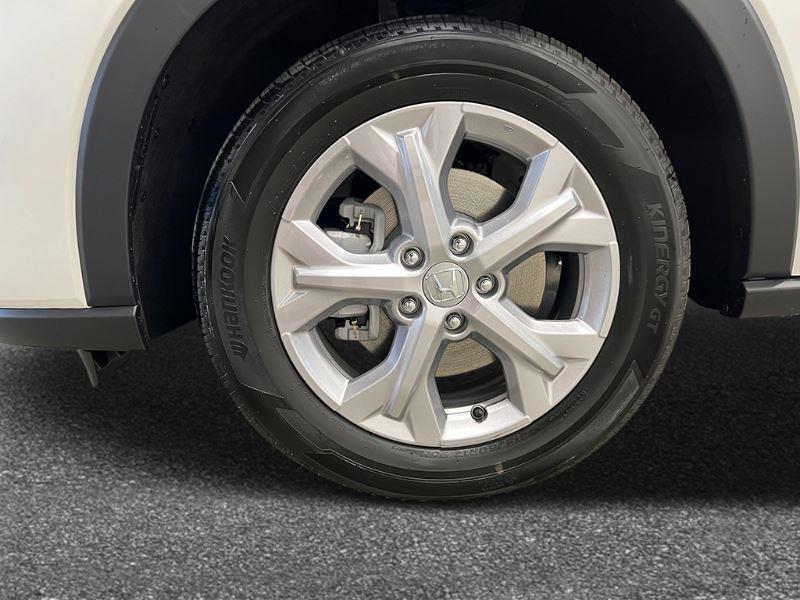 new 2025 Honda HR-V car, priced at $28,175