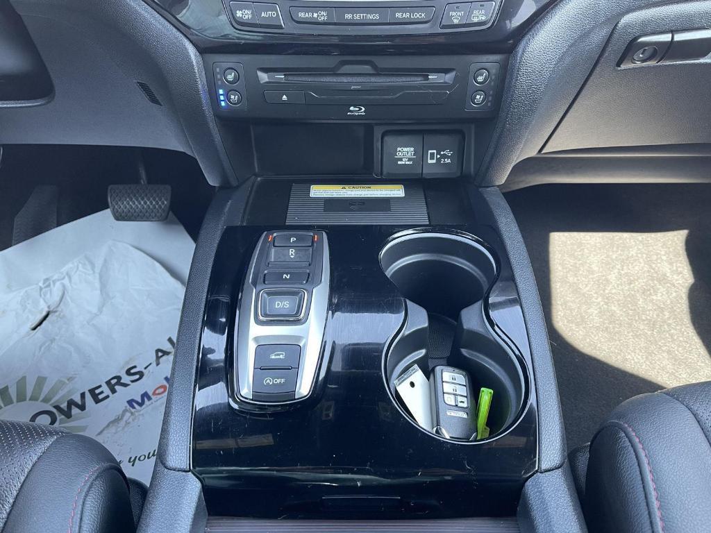 used 2022 Honda Pilot car, priced at $35,620