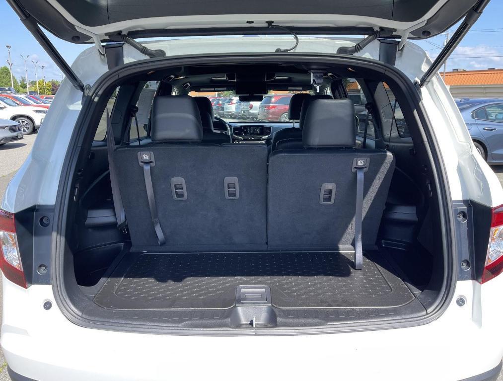 used 2022 Honda Pilot car, priced at $35,620