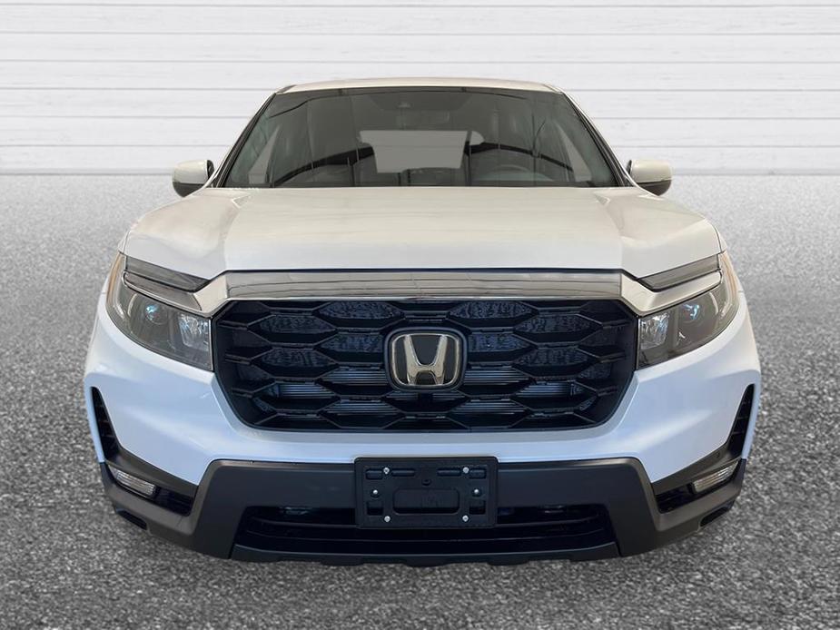 new 2025 Honda Passport car, priced at $44,250