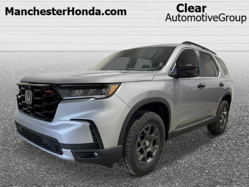 new 2025 Honda Pilot car, priced at $49,017