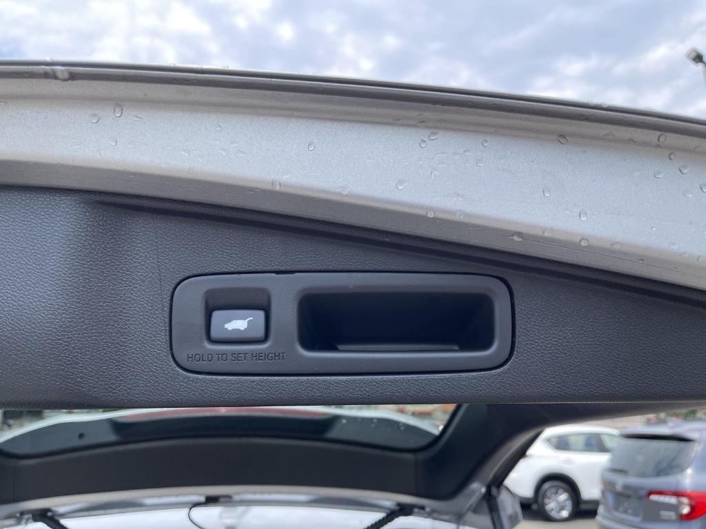 used 2022 Honda CR-V car, priced at $31,354