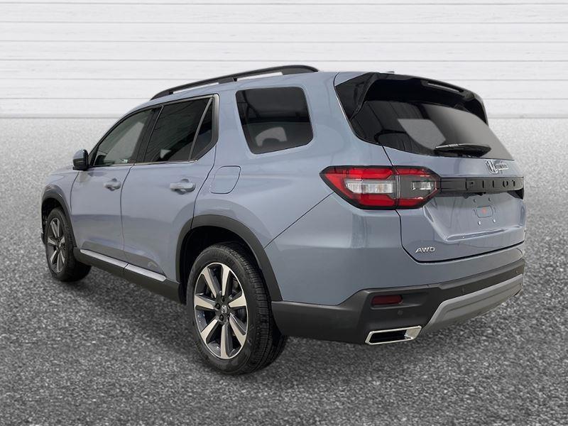 new 2025 Honda Pilot car, priced at $53,335
