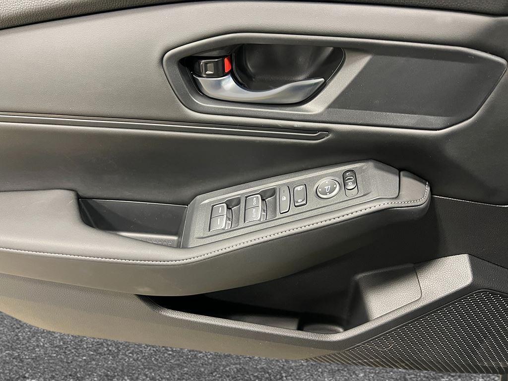 new 2025 Honda Accord Hybrid car, priced at $33,850