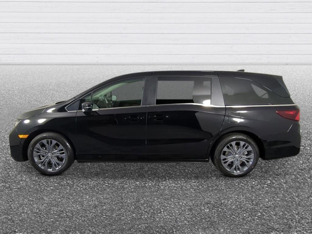 new 2025 Honda Odyssey car, priced at $48,005