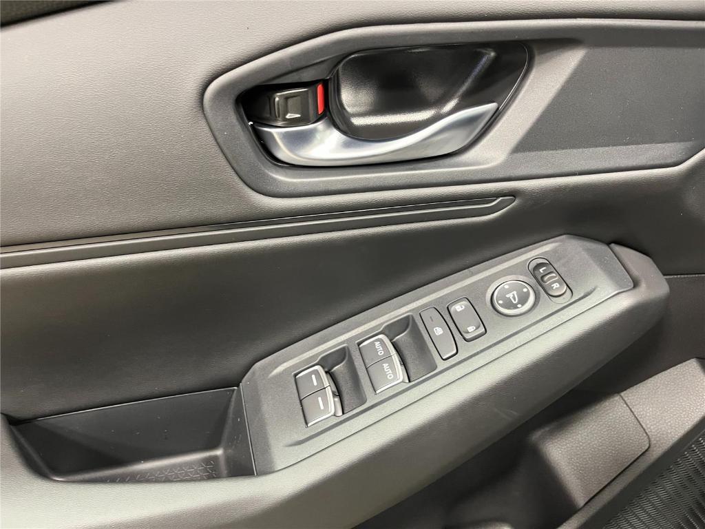 new 2025 Honda Accord car, priced at $31,115