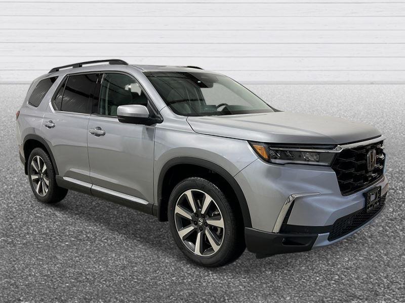 new 2025 Honda Pilot car, priced at $48,498