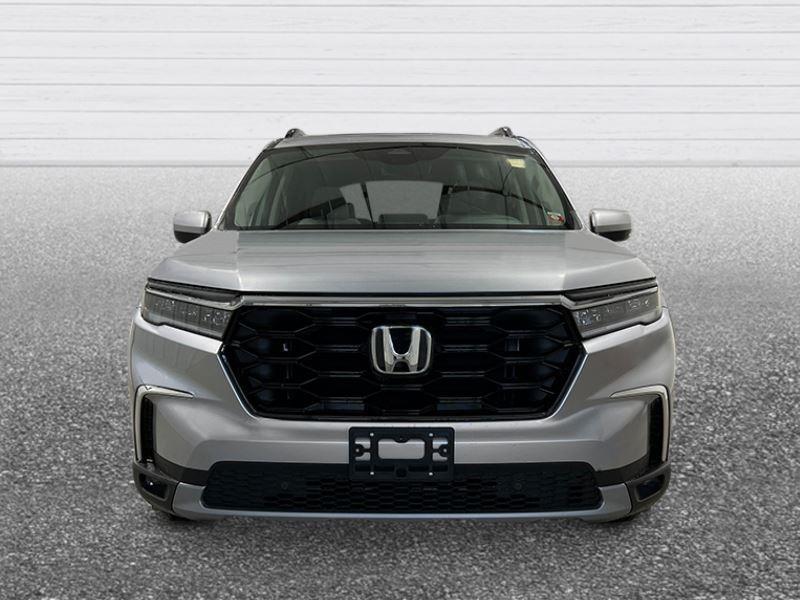 new 2025 Honda Pilot car, priced at $48,498