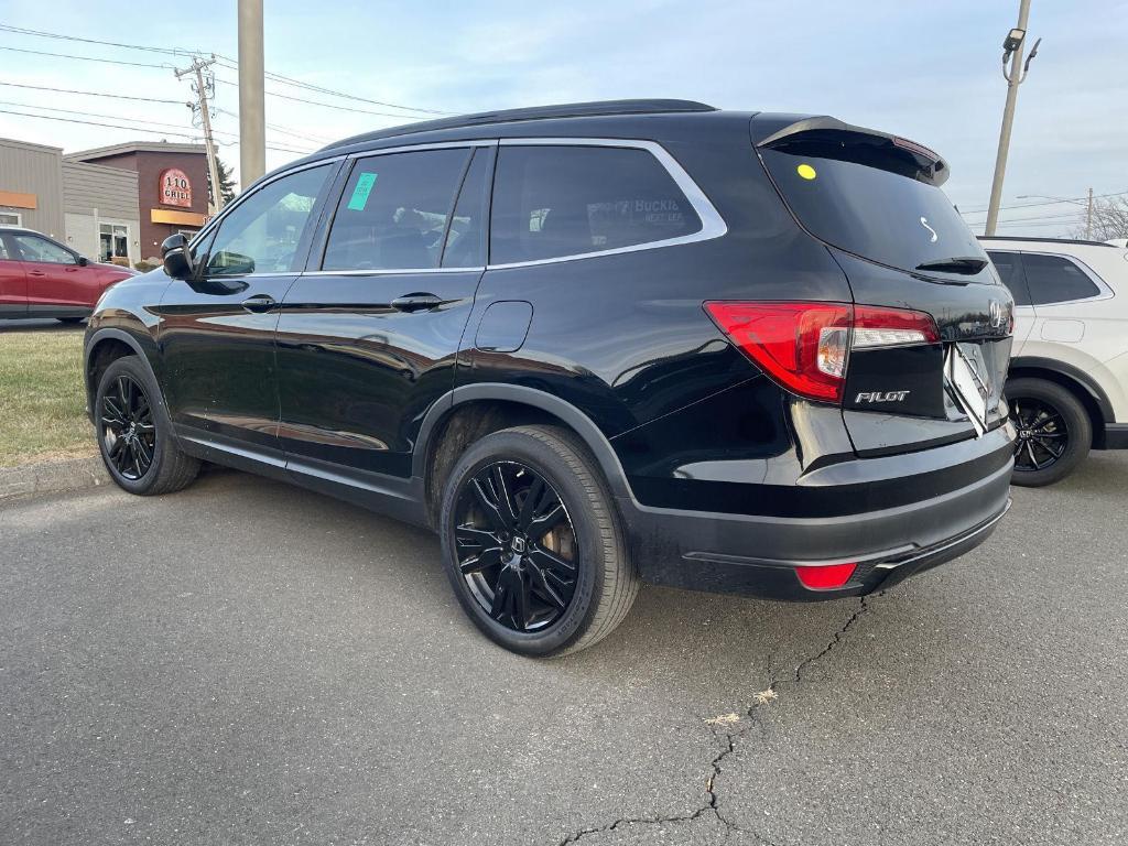 used 2022 Honda Pilot car, priced at $32,914