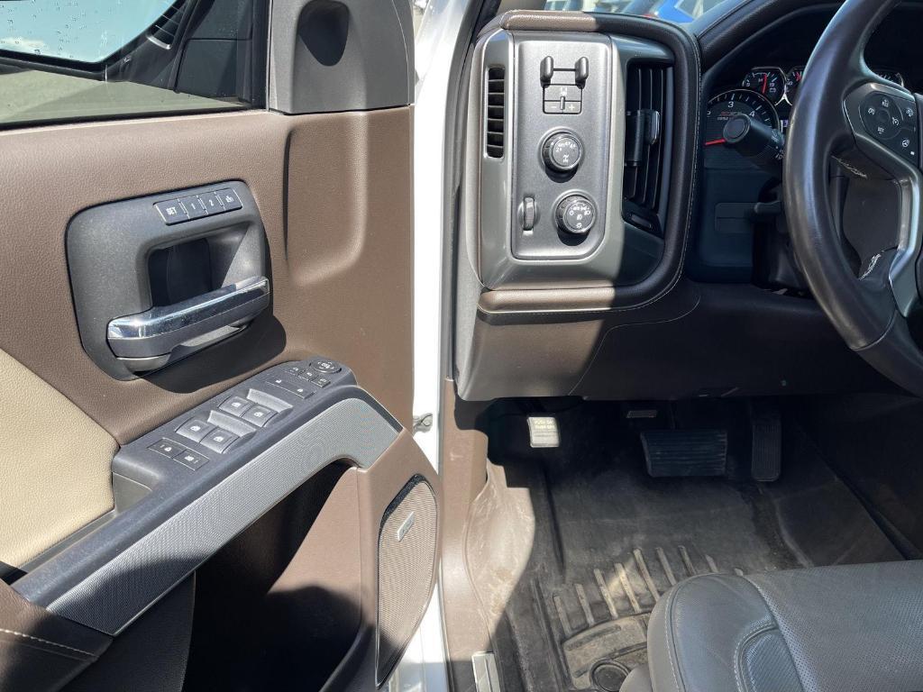 used 2018 Chevrolet Silverado 1500 car, priced at $32,920
