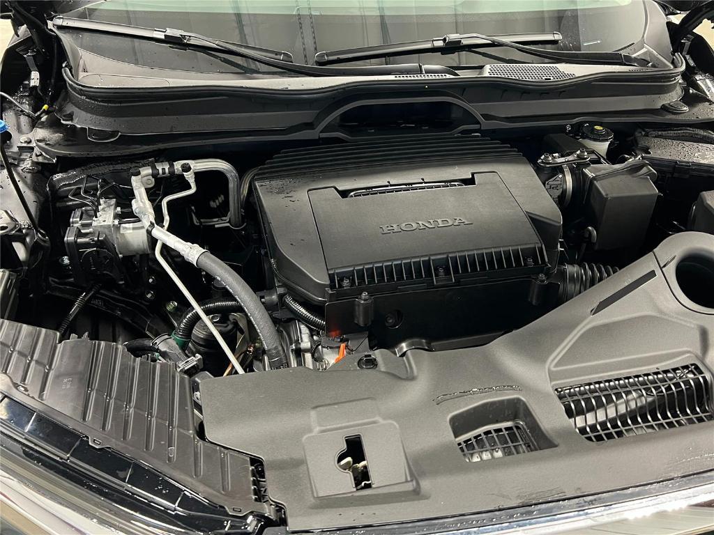 new 2025 Honda Pilot car, priced at $45,434