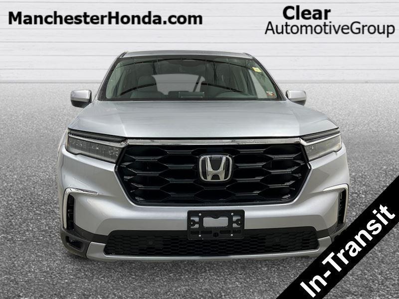 new 2025 Honda Pilot car, priced at $45,874