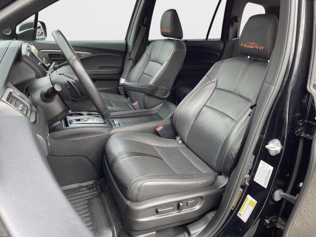 used 2022 Honda Passport car, priced at $33,854