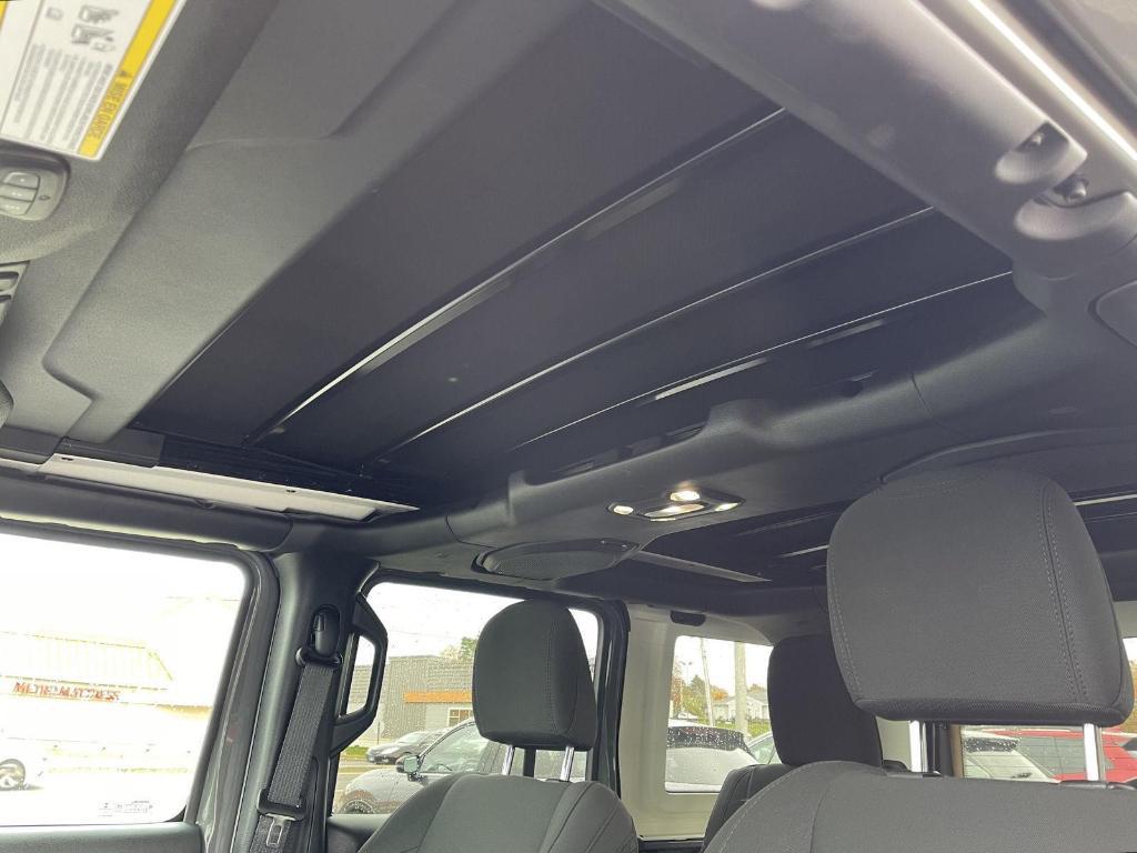 used 2021 Jeep Wrangler Unlimited car, priced at $29,780