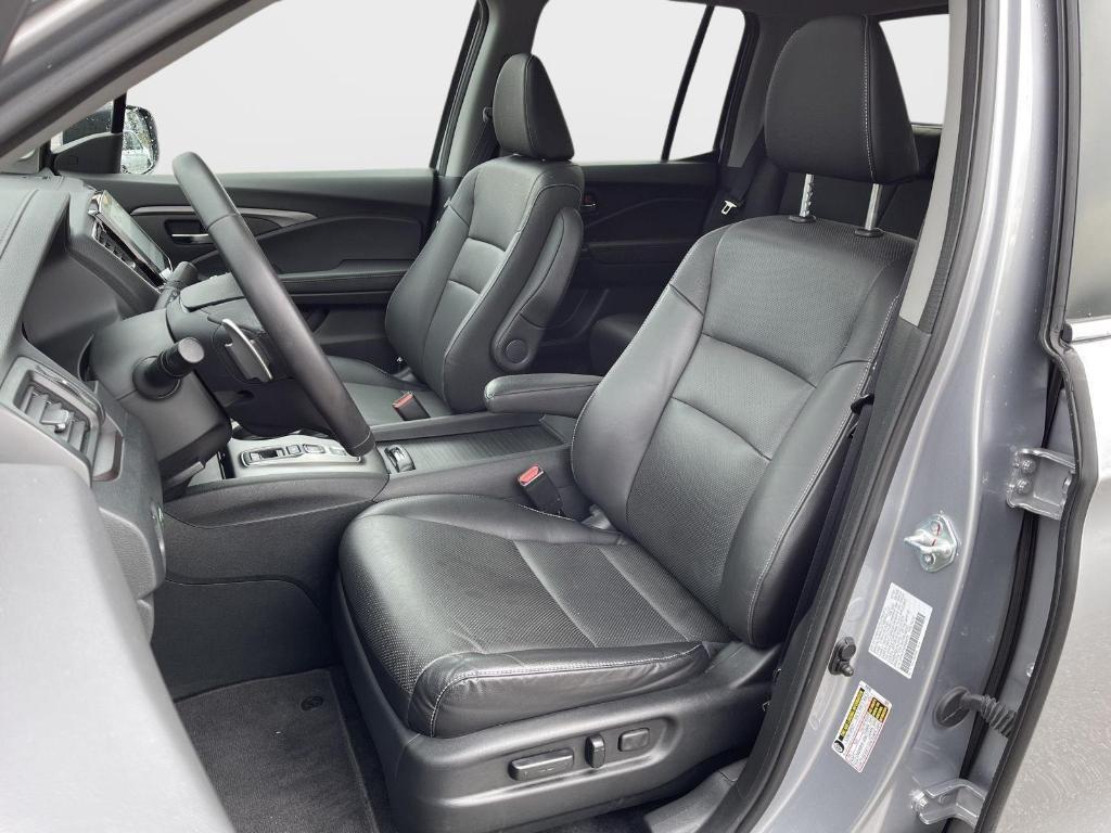 used 2023 Honda Ridgeline car, priced at $31,585