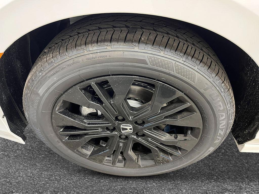 new 2026 Honda Odyssey car, priced at $44,928