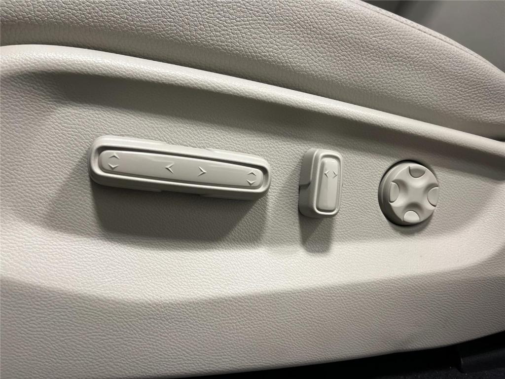 new 2026 Honda Odyssey car, priced at $42,740