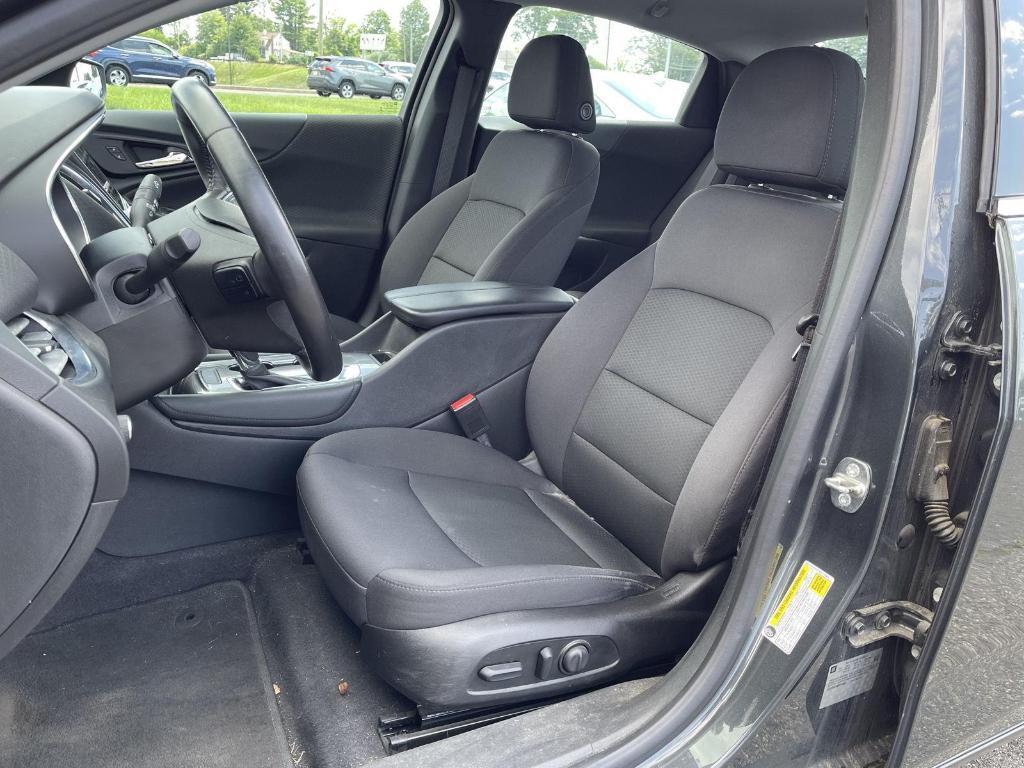 used 2017 Chevrolet Malibu car, priced at $11,899