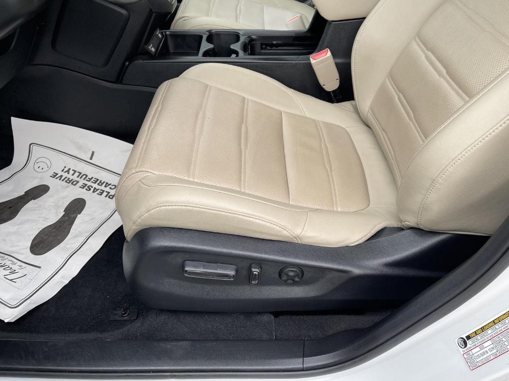 used 2022 Honda CR-V car, priced at $29,349