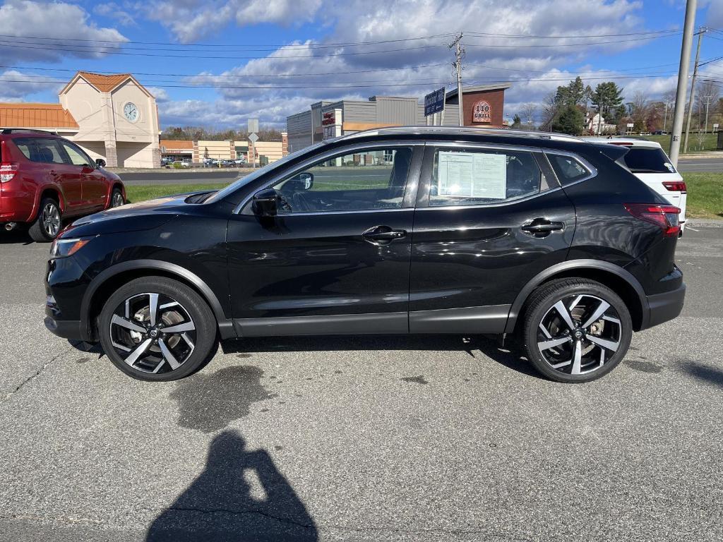 used 2022 Nissan Rogue Sport car, priced at $22,840
