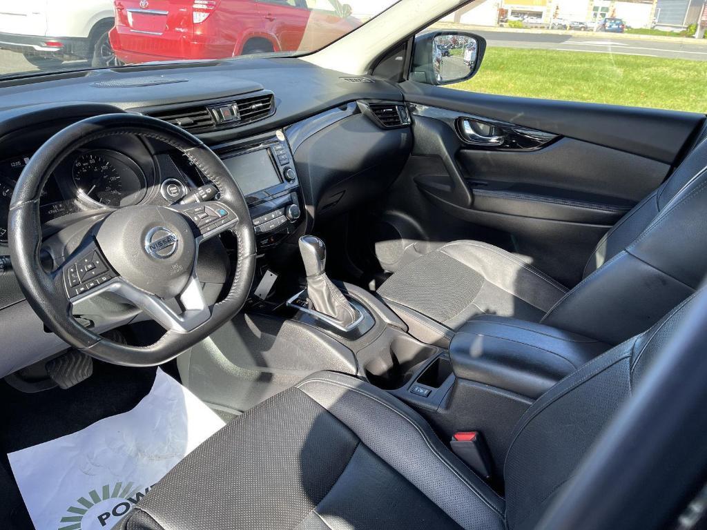 used 2022 Nissan Rogue Sport car, priced at $22,840