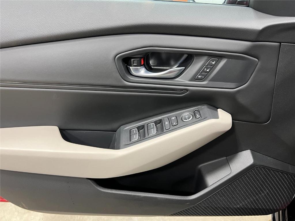 new 2025 Honda Accord Hybrid car, priced at $35,236