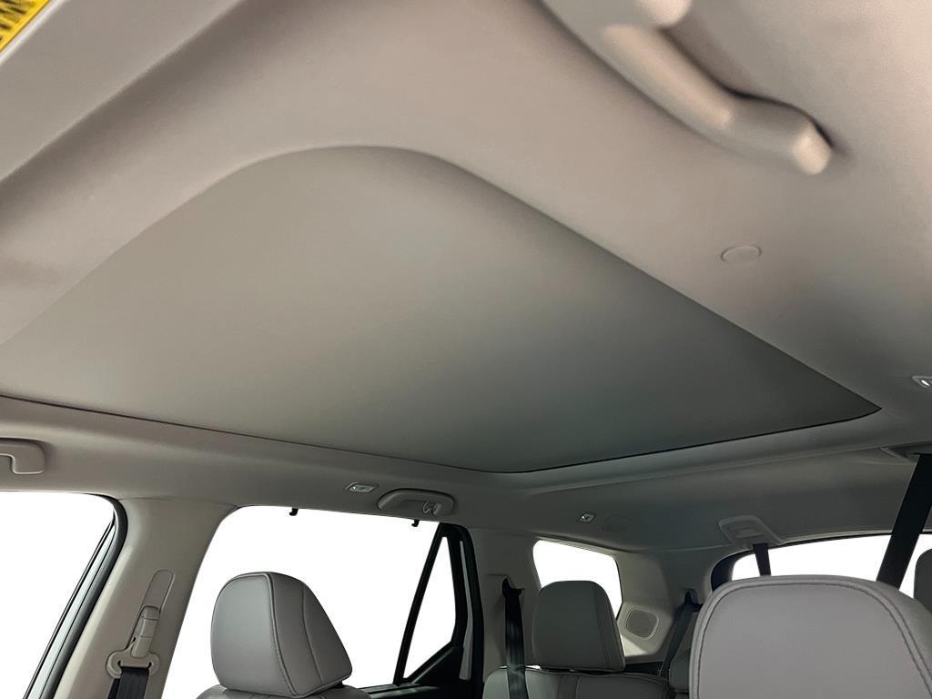 new 2025 Honda Pilot car, priced at $48,540