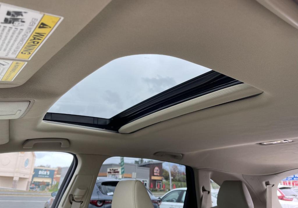 used 2020 Acura MDX car, priced at $25,606