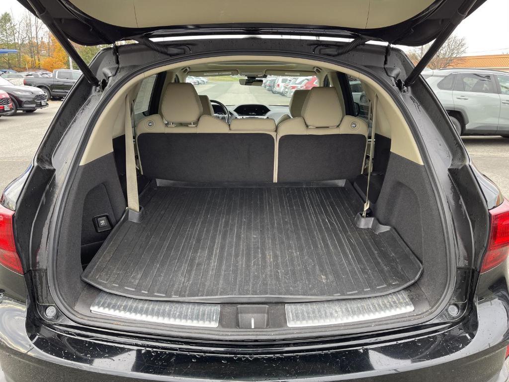 used 2020 Acura MDX car, priced at $25,606