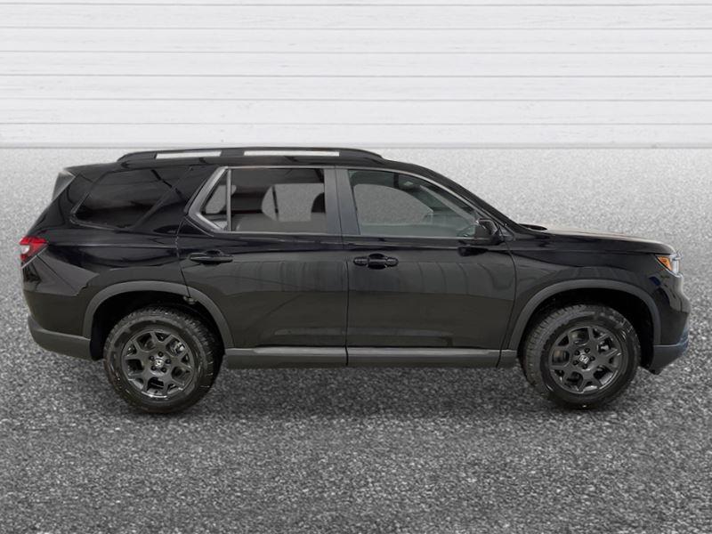 new 2025 Honda Pilot car, priced at $48,350