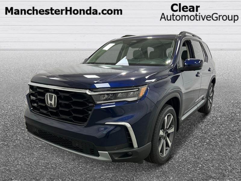 new 2025 Honda Pilot car, priced at $51,050