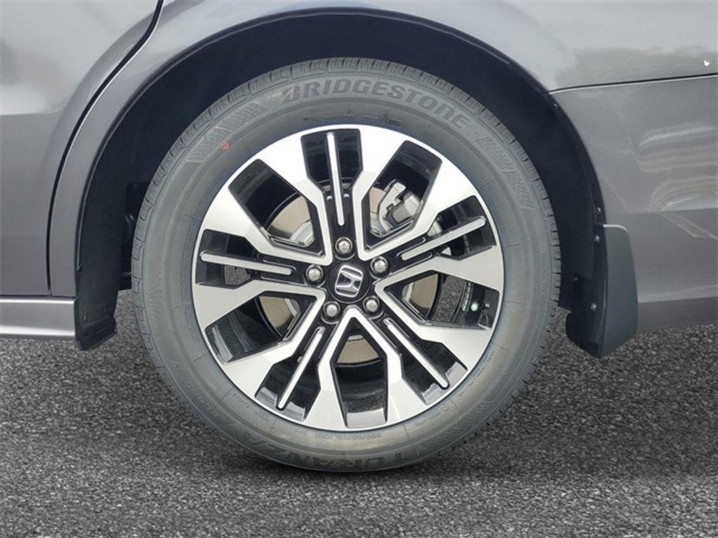 new 2026 Honda Odyssey car, priced at $52,126