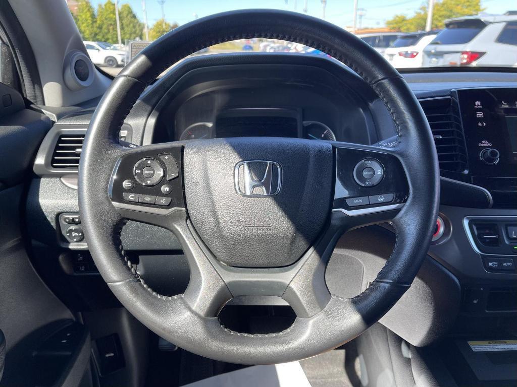 used 2022 Honda Pilot car, priced at $33,961
