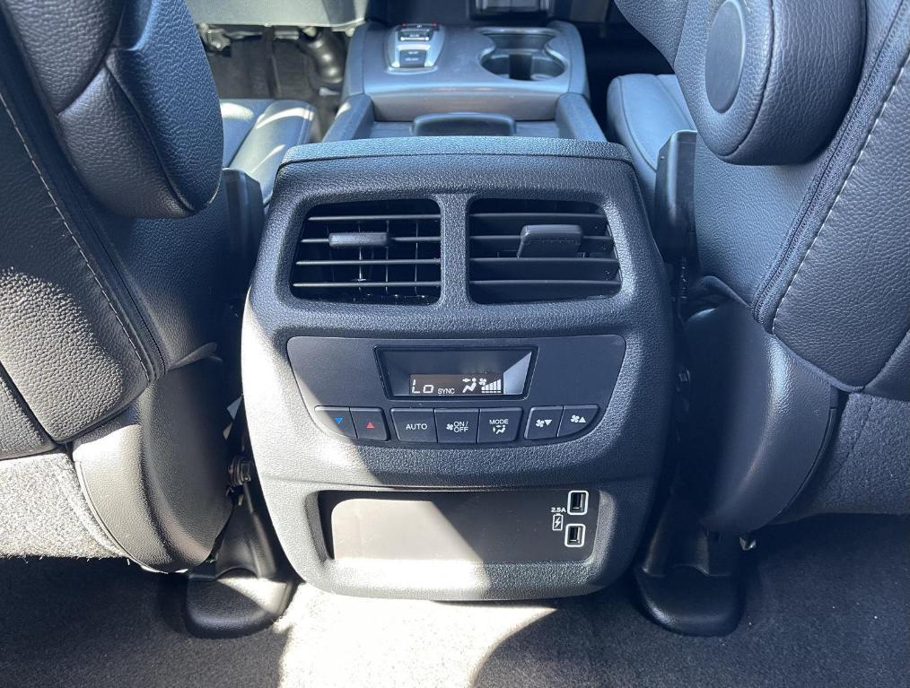 used 2022 Honda Pilot car, priced at $33,961