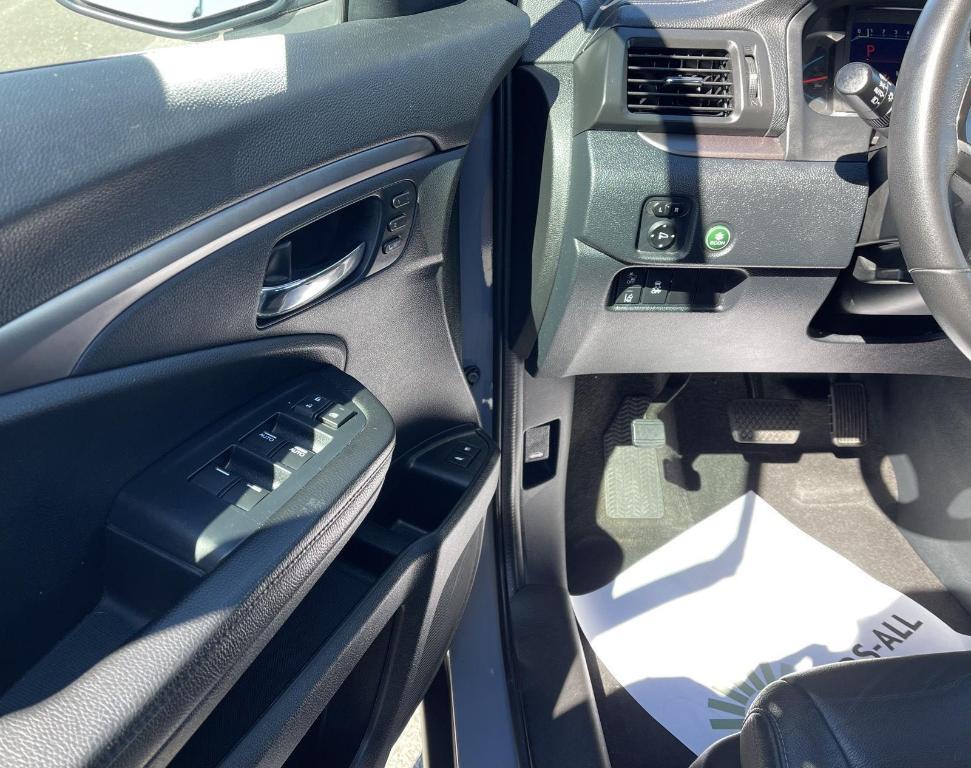 used 2022 Honda Pilot car, priced at $33,961