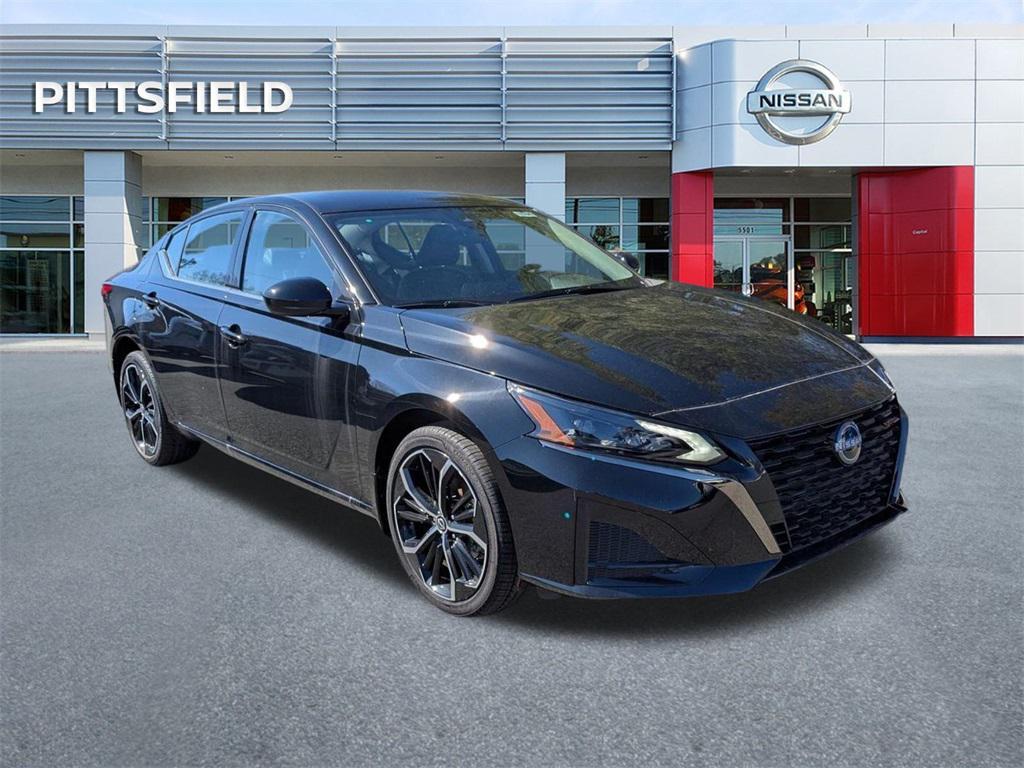 new 2025 Nissan Altima car, priced at $30,680