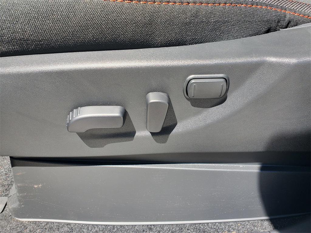 new 2025 Nissan Frontier car, priced at $45,668