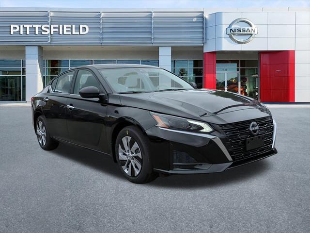 new 2025 Nissan Altima car, priced at $24,800