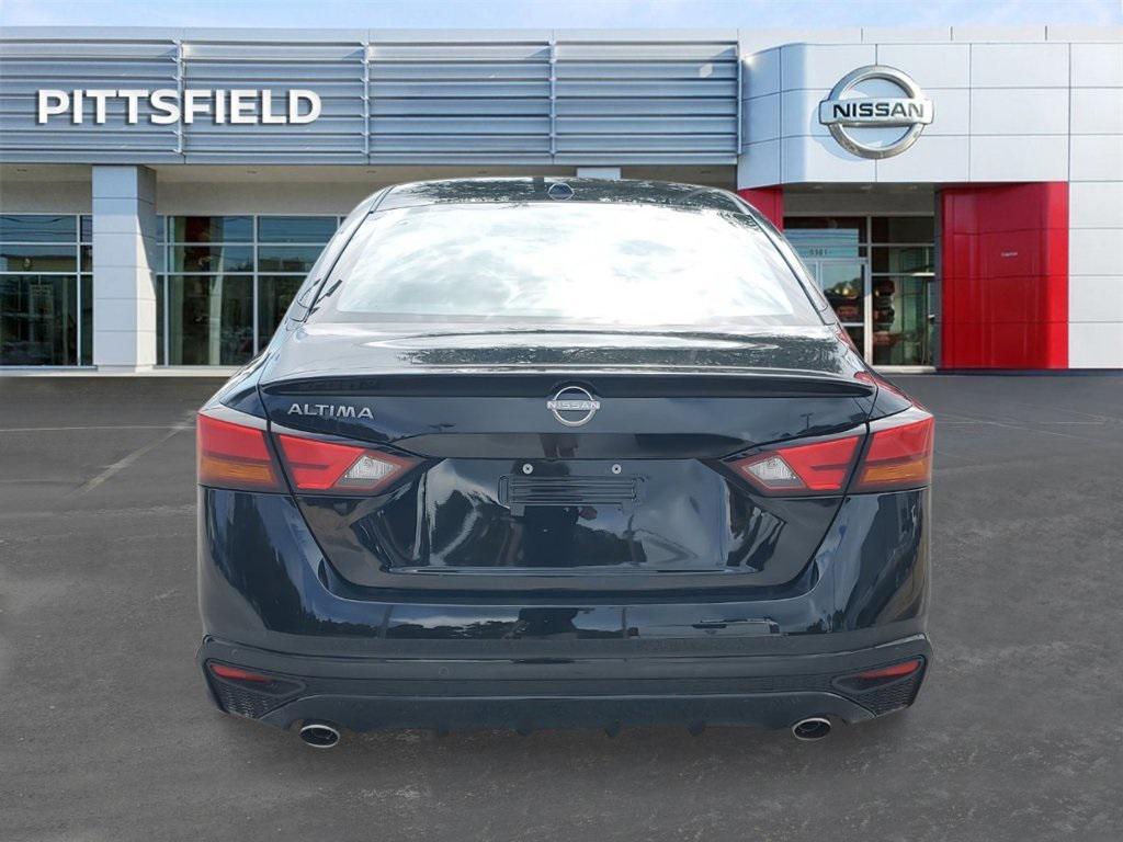 new 2025 Nissan Altima car, priced at $30,555