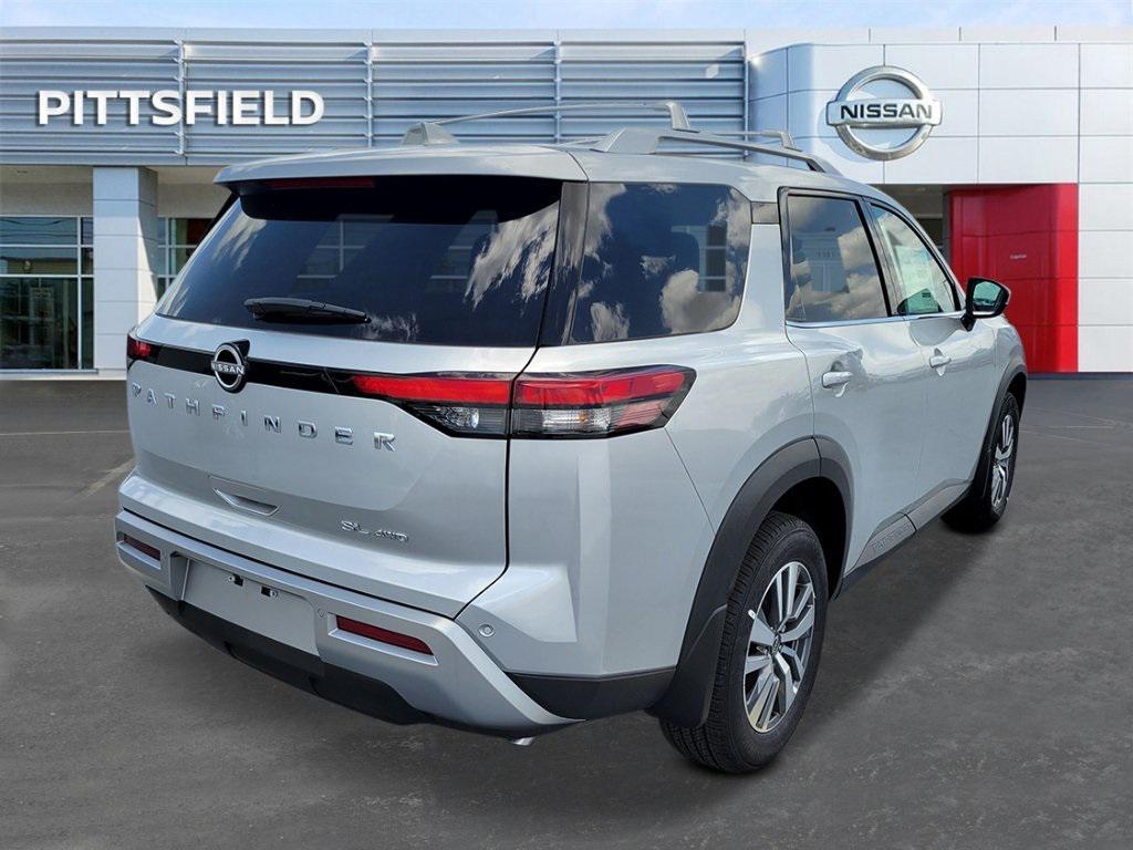 new 2025 Nissan Pathfinder car, priced at $43,609